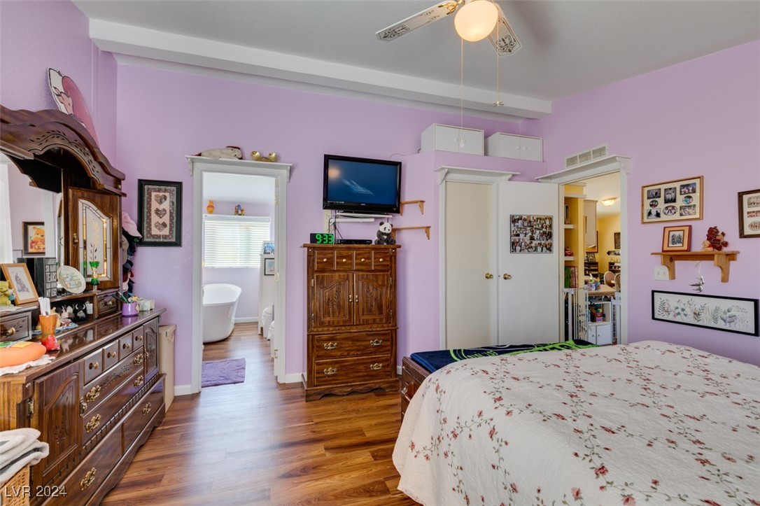 185 South Vegas Street