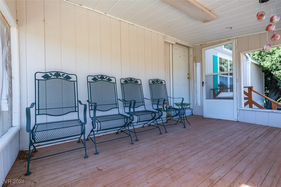 185 South Vegas Street