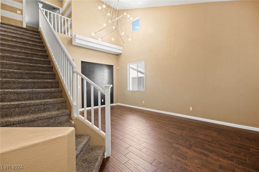 1221 Woodmore Street