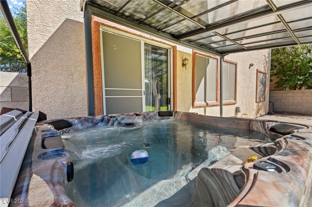 1221 Woodmore Street