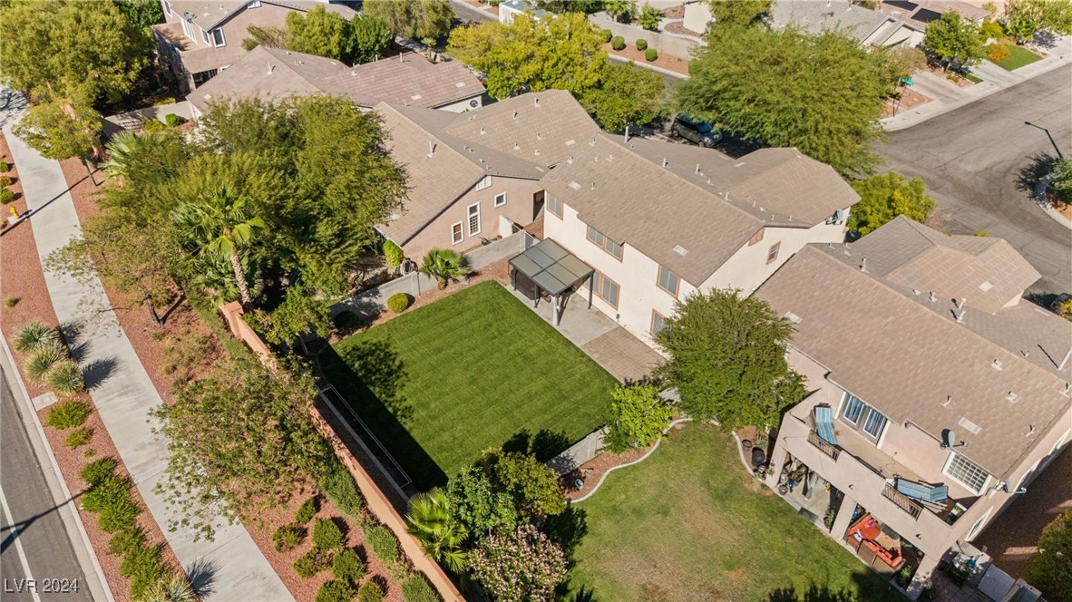 1221 Woodmore Street