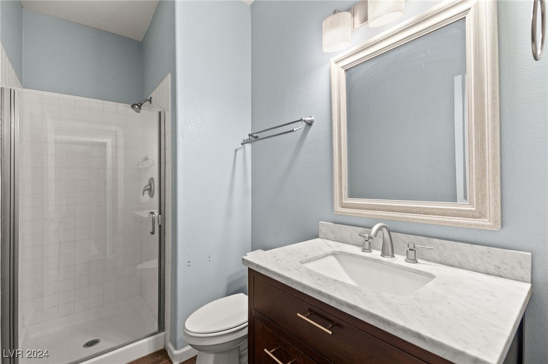 1221 Woodmore Street