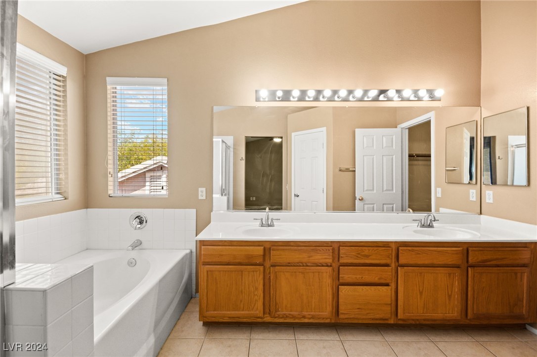 1221 Woodmore Street