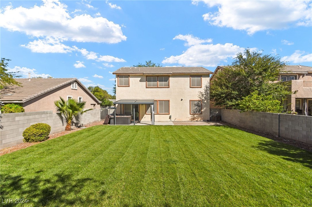 1221 Woodmore Street