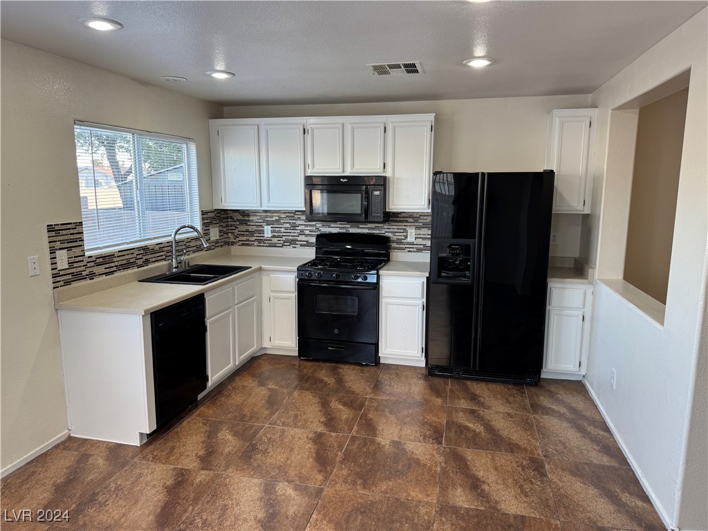 5966 Pyrite Nugget Avenue