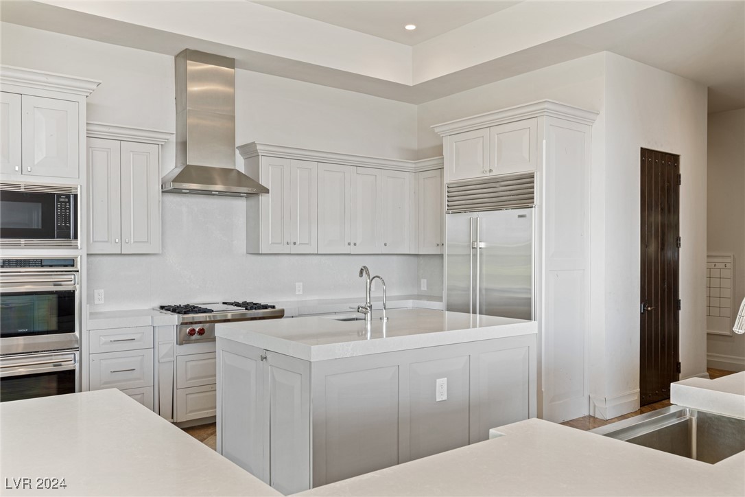 15 Meadowhawk Lane