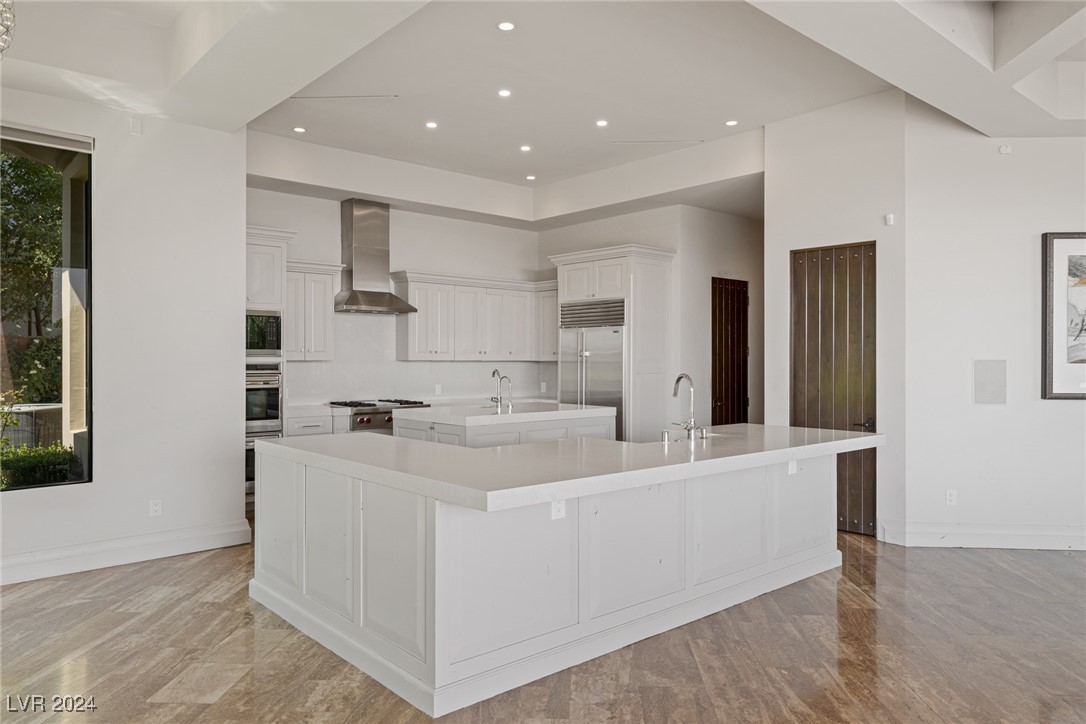 15 Meadowhawk Lane