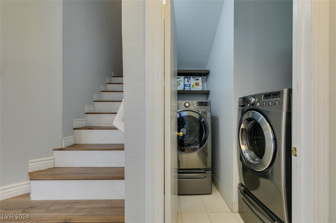 251 South Green Valley Parkway 1011