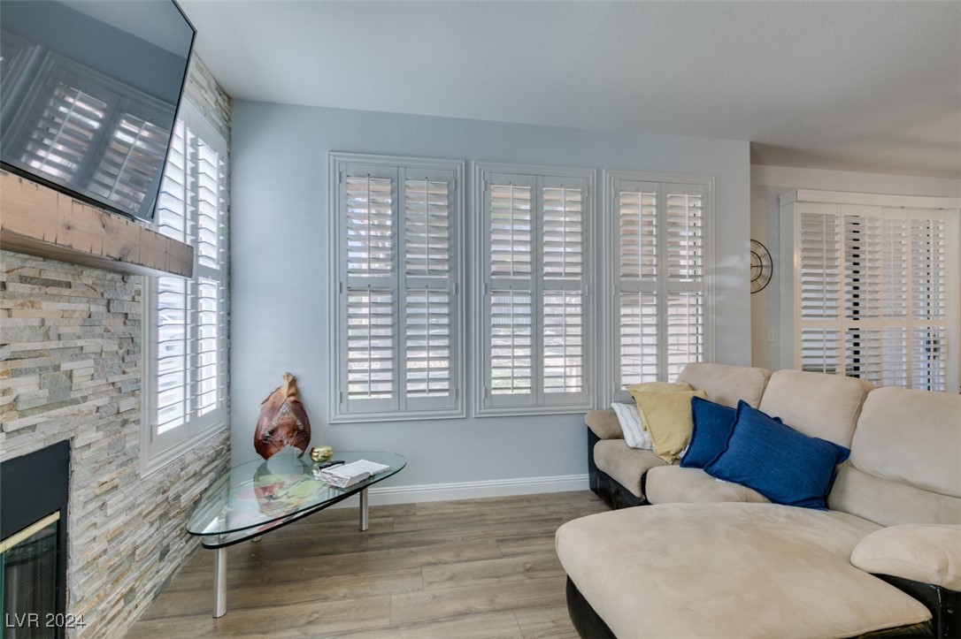 251 South Green Valley Parkway 1011