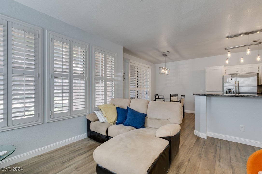 251 South Green Valley Parkway 1011