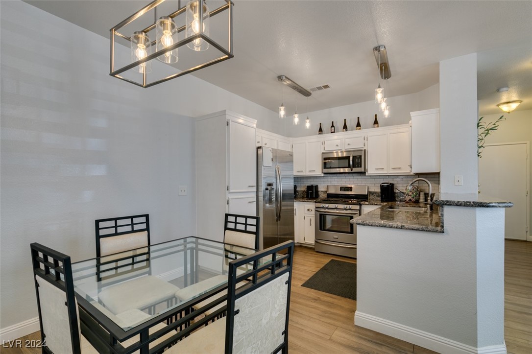 251 South Green Valley Parkway 1011