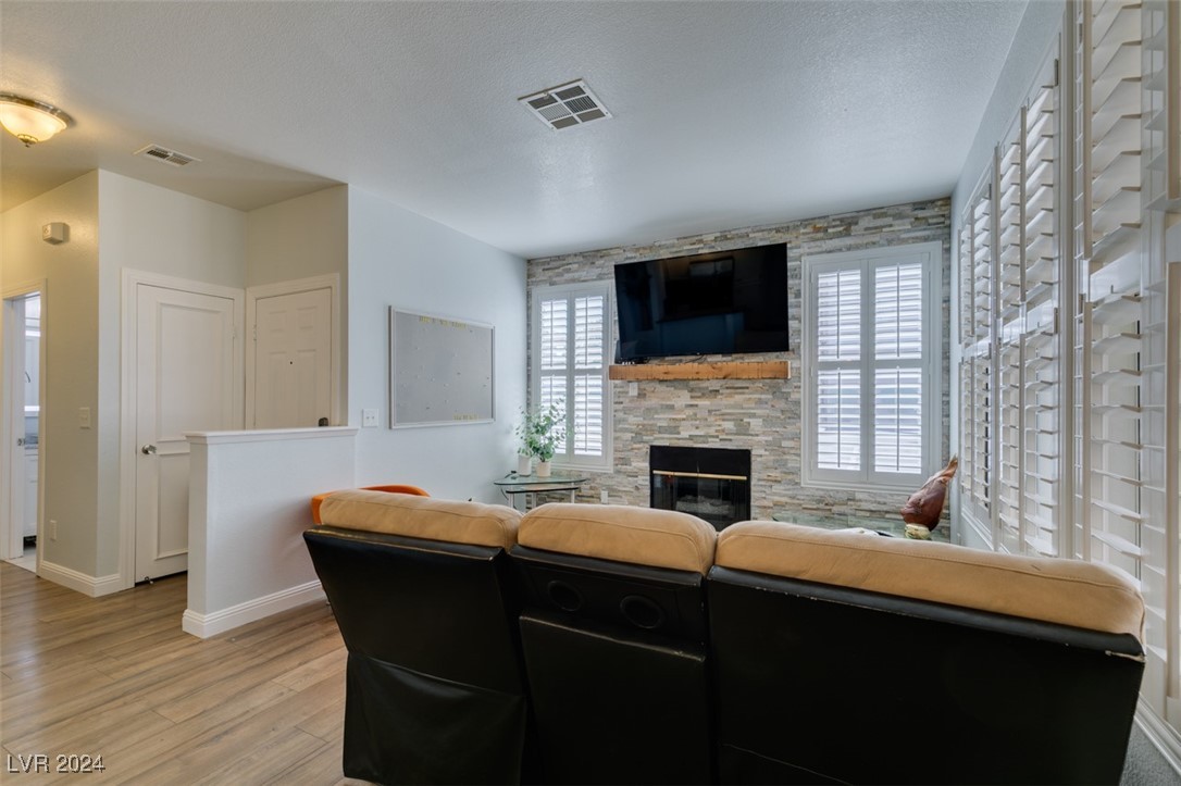 251 South Green Valley Parkway 1011