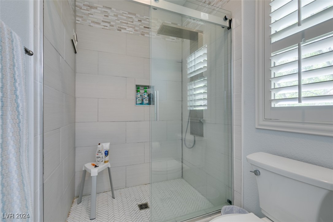 251 South Green Valley Parkway 1011