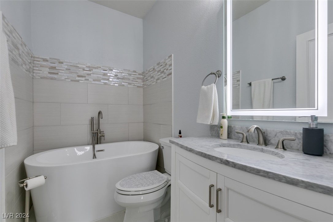 251 South Green Valley Parkway 1011