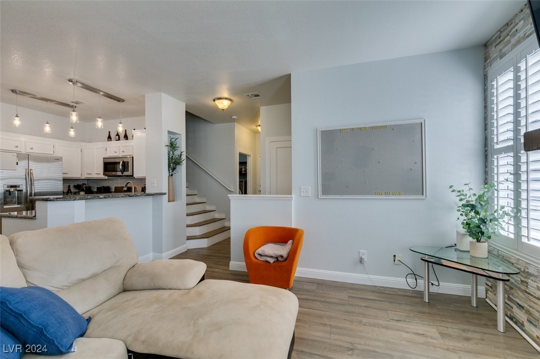 251 South Green Valley Parkway 1011