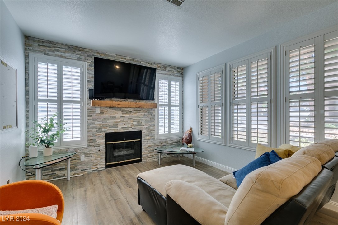 251 South Green Valley Parkway 1011