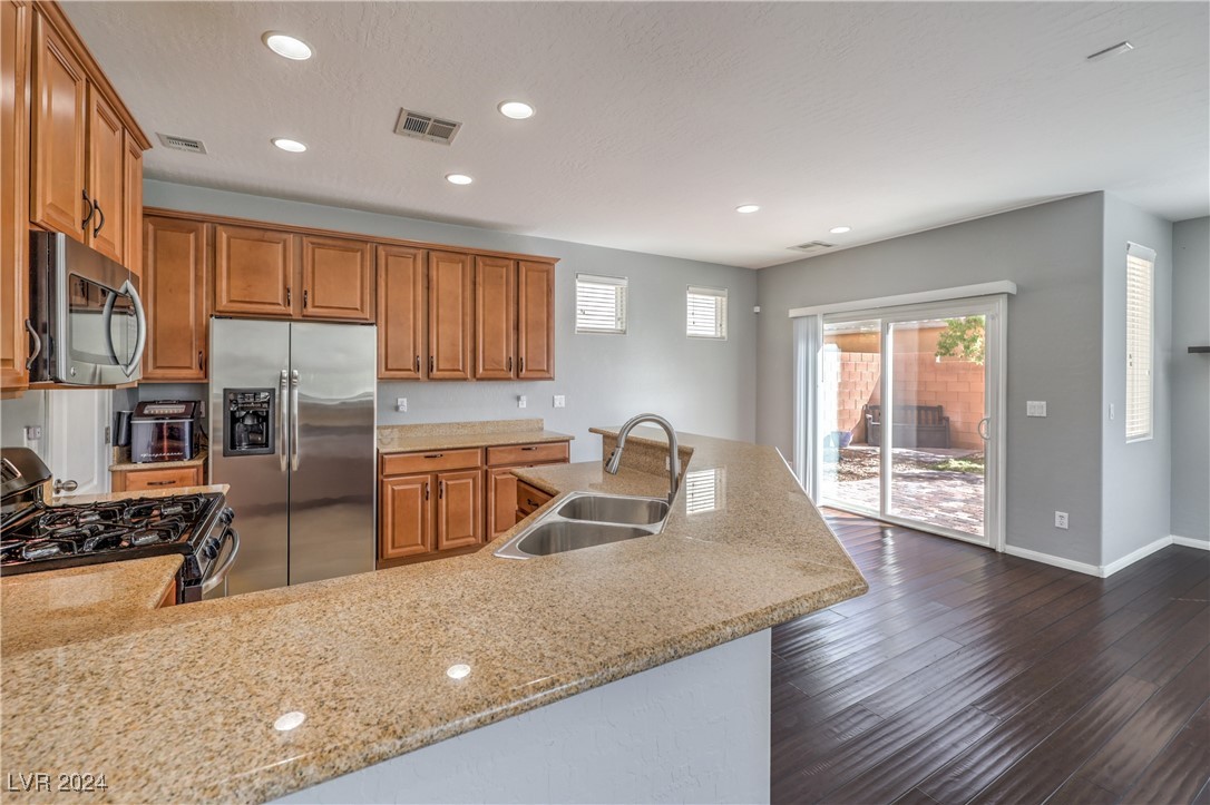 9868 Hearthfire Street