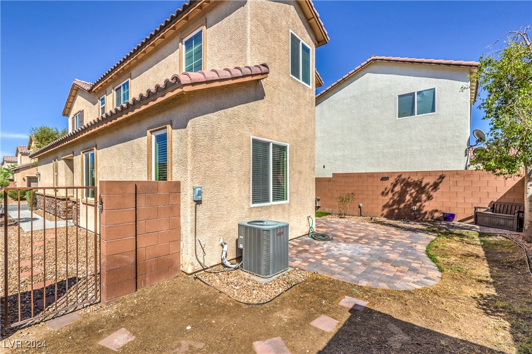 9868 Hearthfire Street