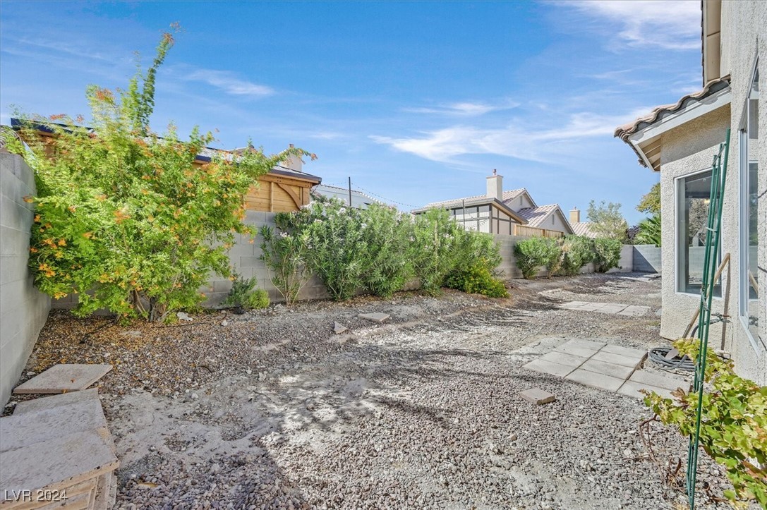 4330 Scarlet Vista Court