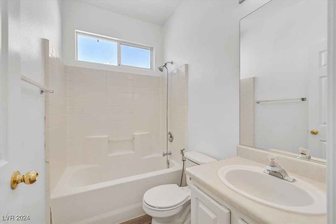 4330 Scarlet Vista Court