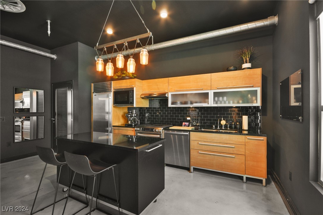 200 Hoover Avenue 1502