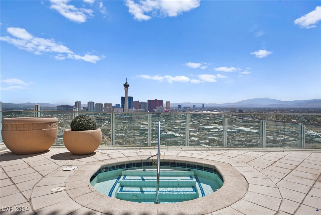 200 Hoover Avenue 1502