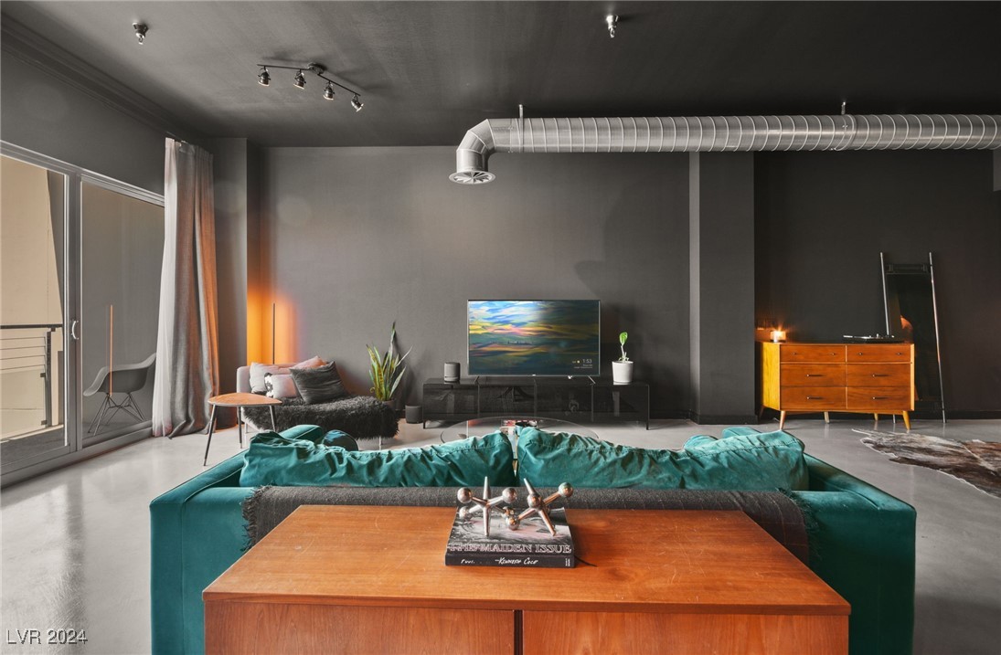 200 Hoover Avenue 1502