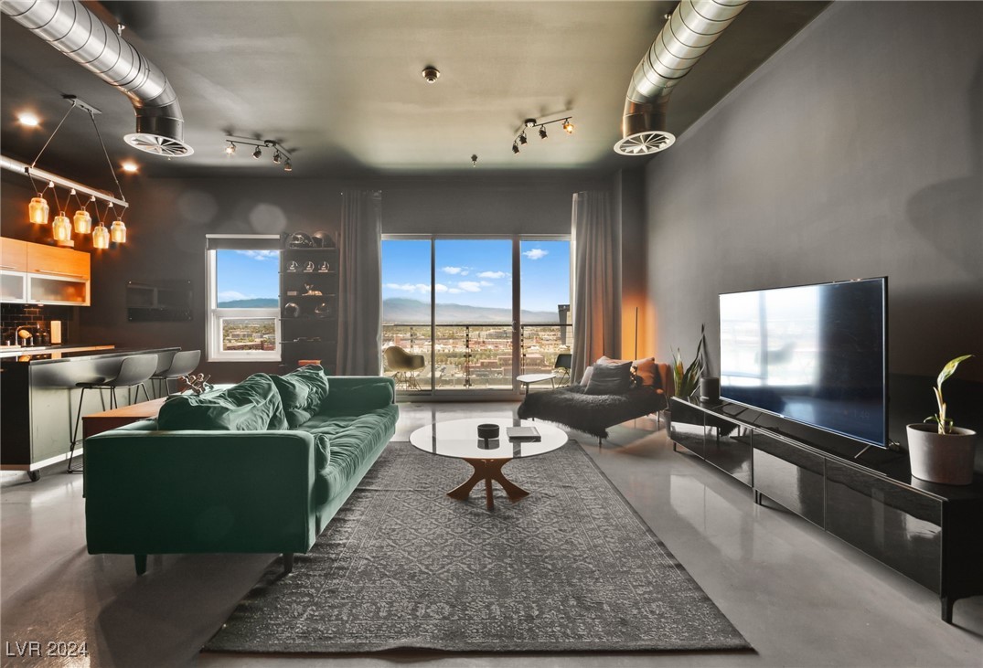 200 Hoover Avenue 1502