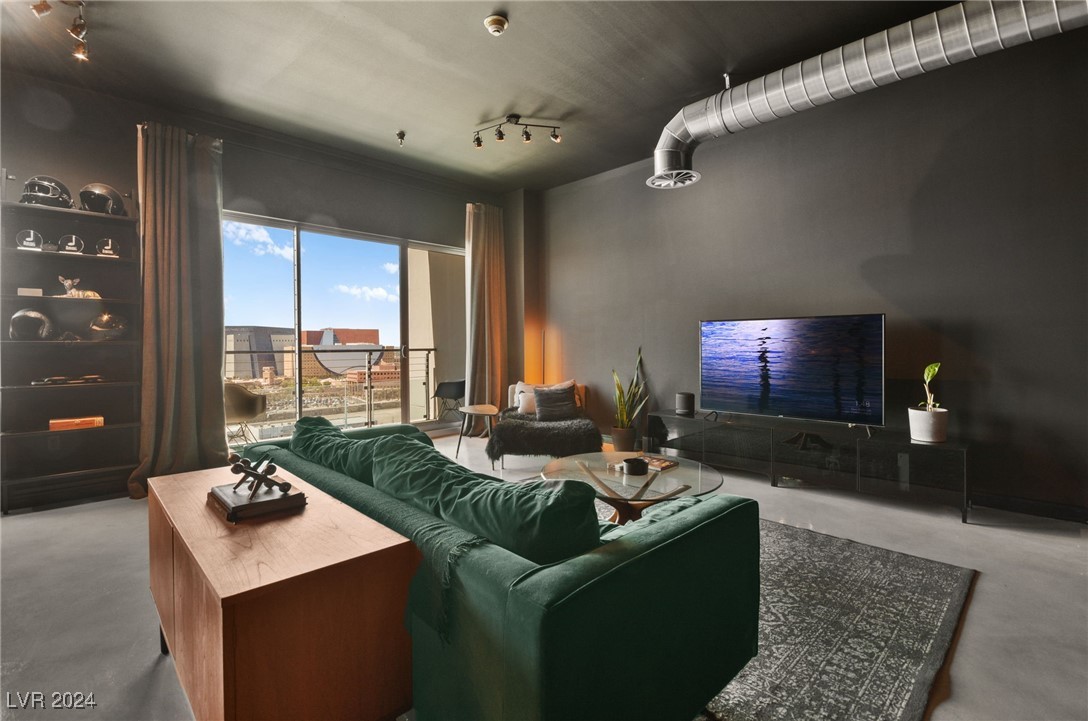 200 Hoover Avenue 1502