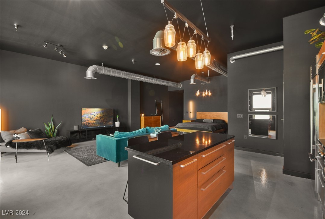 200 Hoover Avenue 1502