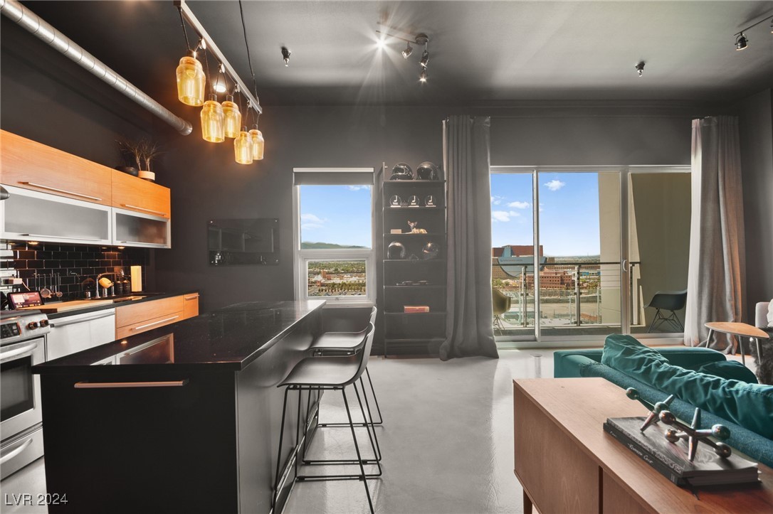 200 Hoover Avenue 1502