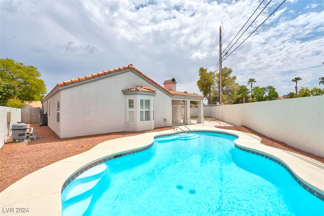 7512 Wheat Grass Court