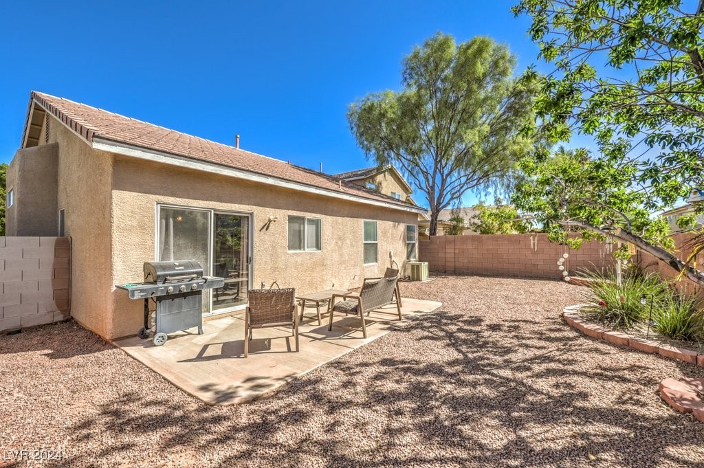 6054 Highland Gardens Drive