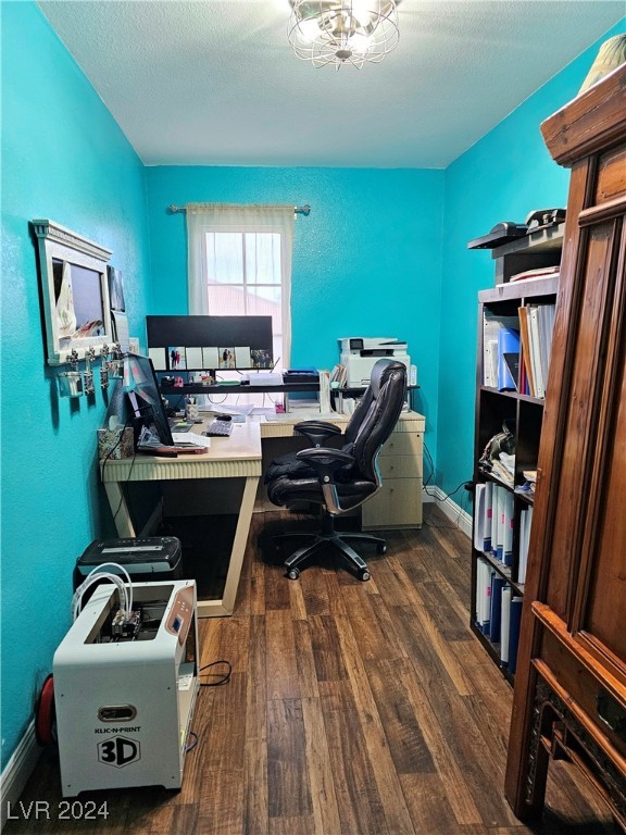 4824 Whisper Lake Avenue