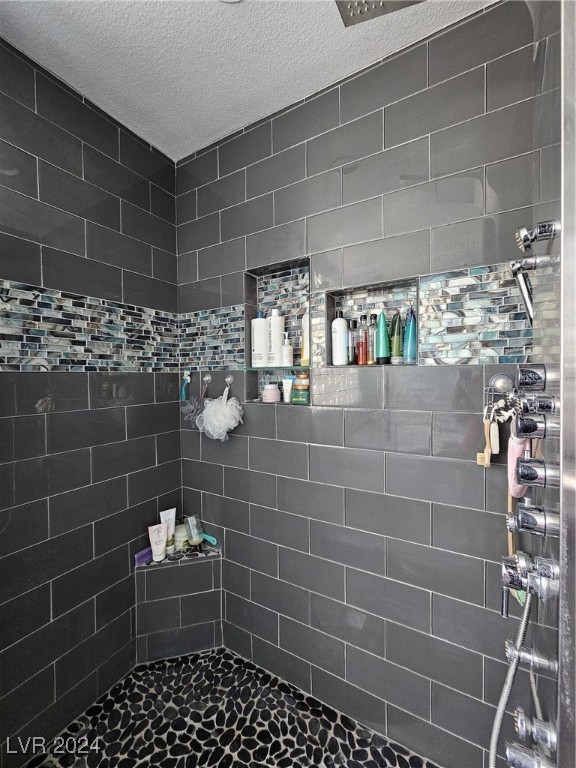 4824 Whisper Lake Avenue