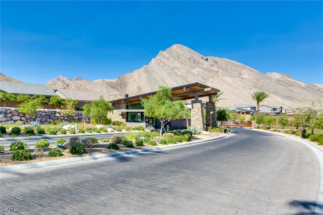 2891 Raywood Ash Drive