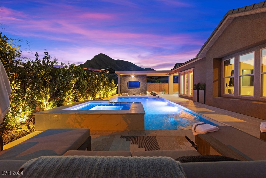 2891 Raywood Ash Drive