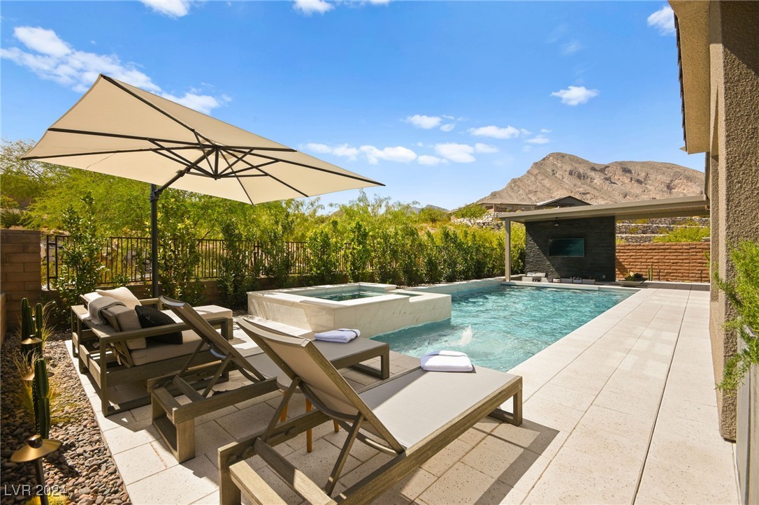 2891 Raywood Ash Drive