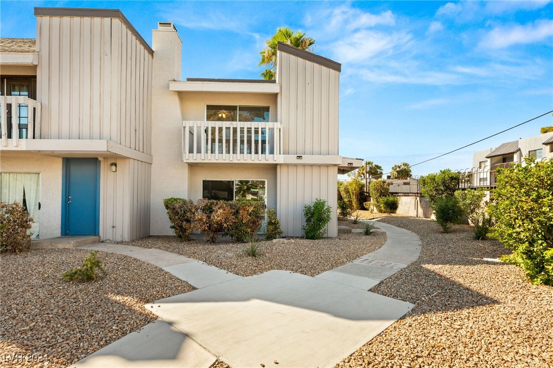 544 Oakbrook Lane