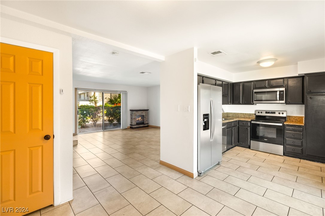 544 Oakbrook Lane