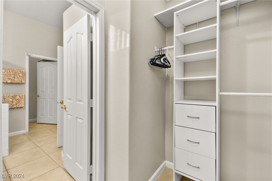 1932 Kachina Mountain Drive