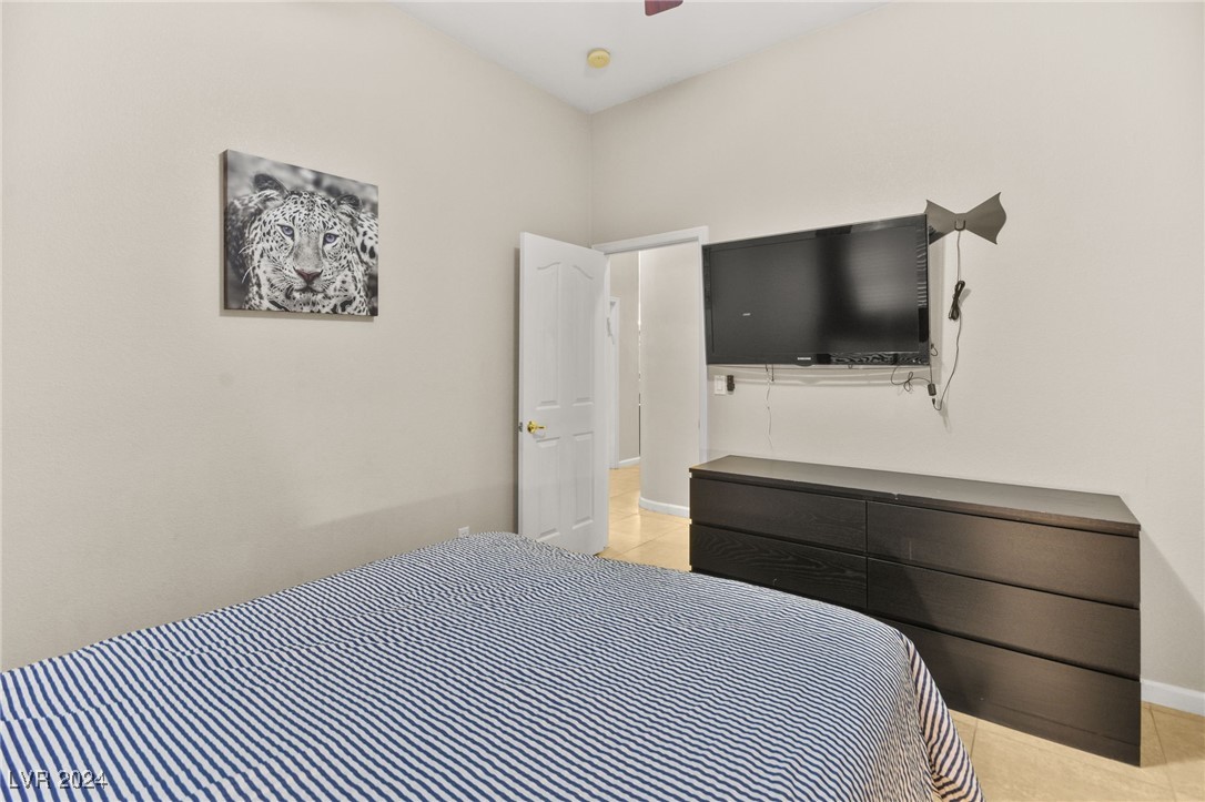 1932 Kachina Mountain Drive