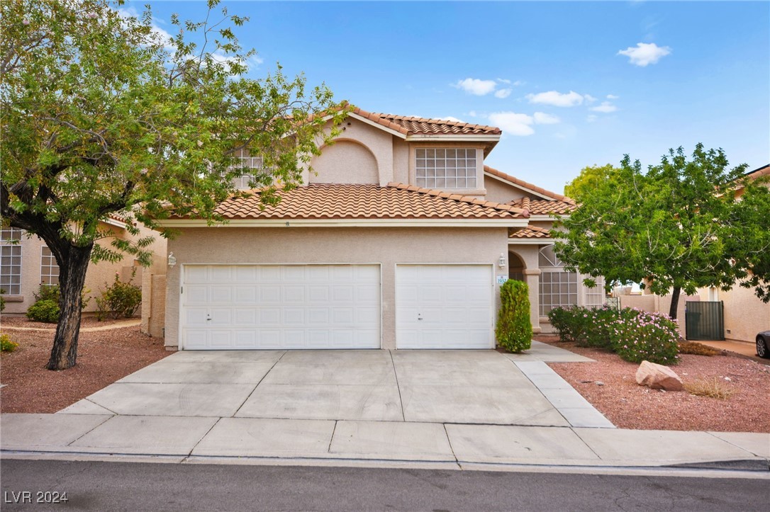 1932 Kachina Mountain Drive