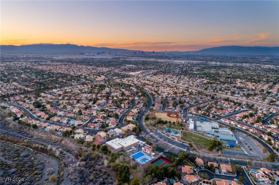 1932 Kachina Mountain Drive