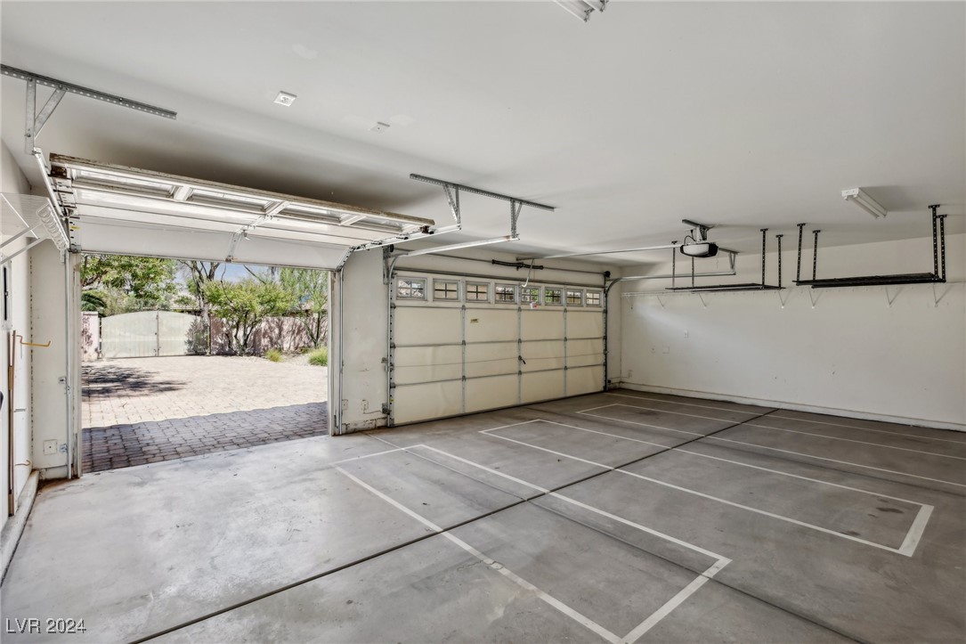 5121 Whisper Mare Court