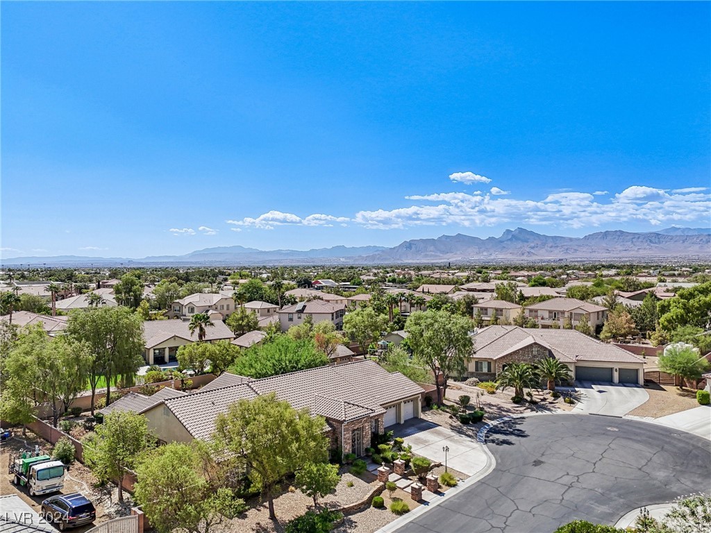 5121 Whisper Mare Court