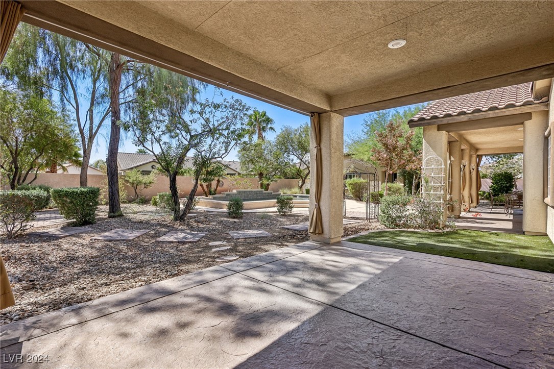 5121 Whisper Mare Court