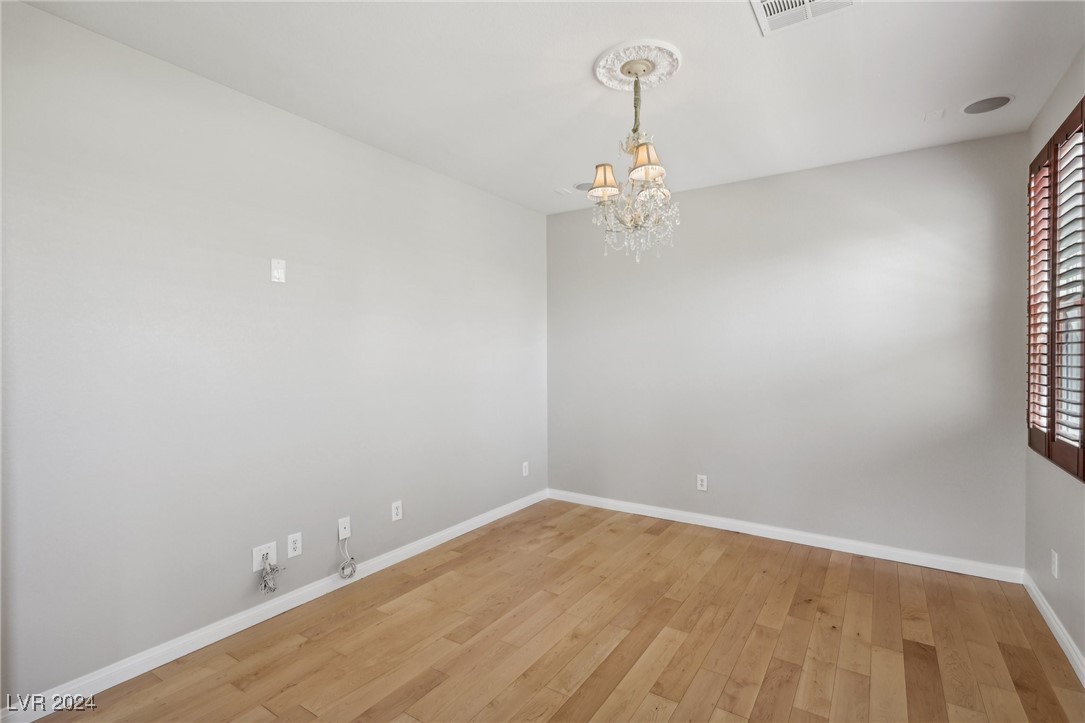 5121 Whisper Mare Court