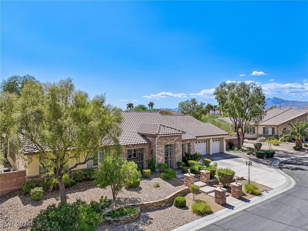 5121 Whisper Mare Court