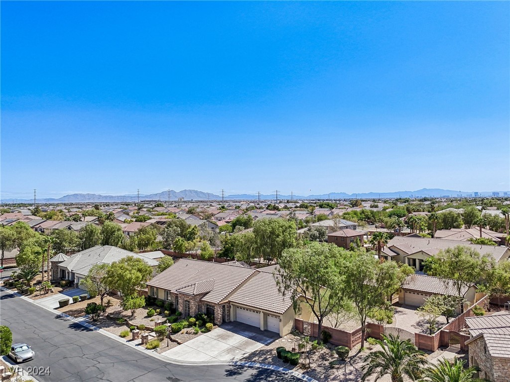 5121 Whisper Mare Court